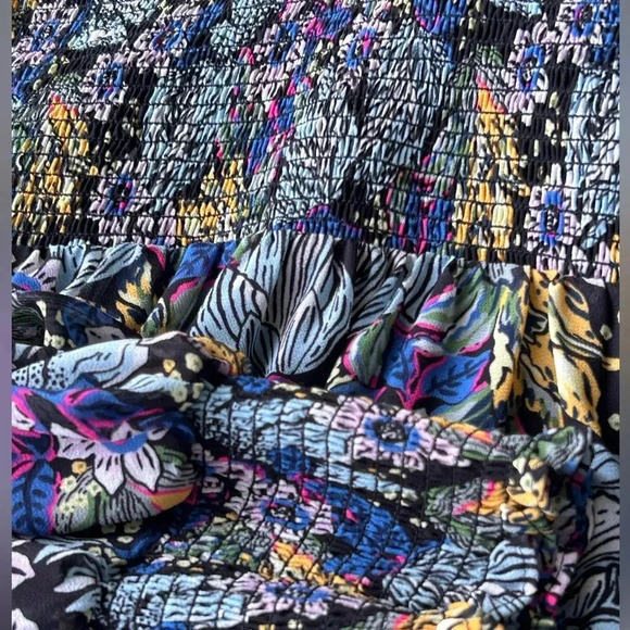 Cinq a Sept Harriet floral blouse smocked long sleeve ruffle Size S - Picture 4 of 10